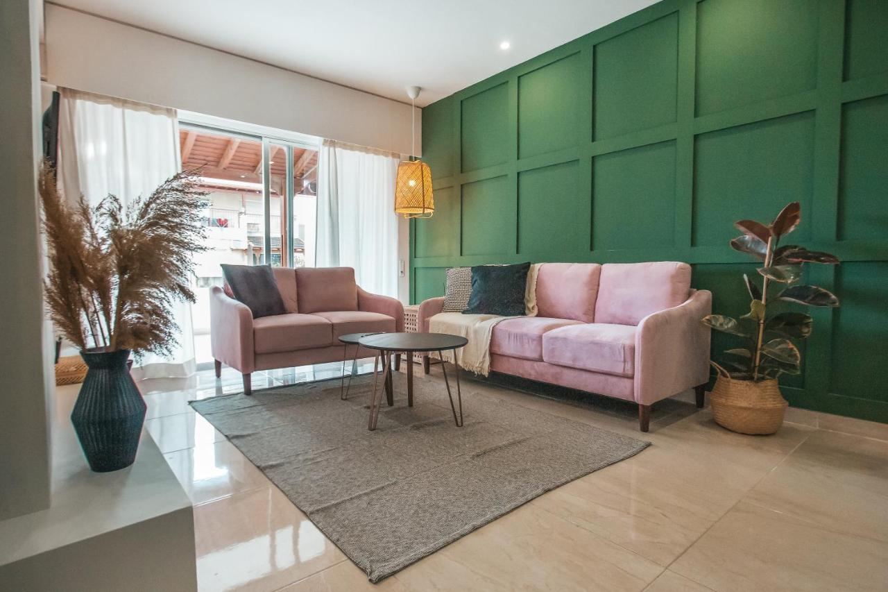 The Green Apartment Ларнака Екстер'єр фото